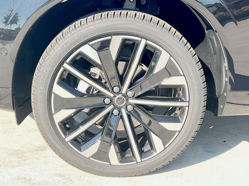 New 2026 Volvo XC60 B5 Ultra w/ Protection Package Premier image 12