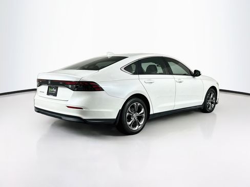 Used 2024 Honda Accord EX image 9