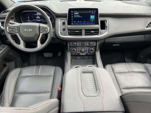 Used 2024 Chevrolet Suburban RST w/ Luxury Package image 13