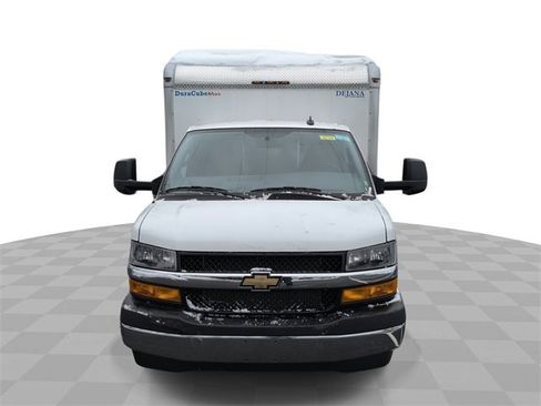 New 2025 Chevrolet Express 4500 w/ Power Convenience Package image 1