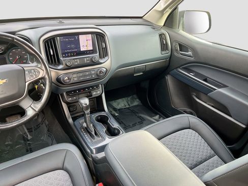 Used 2022 Chevrolet Colorado Z71 image 23
