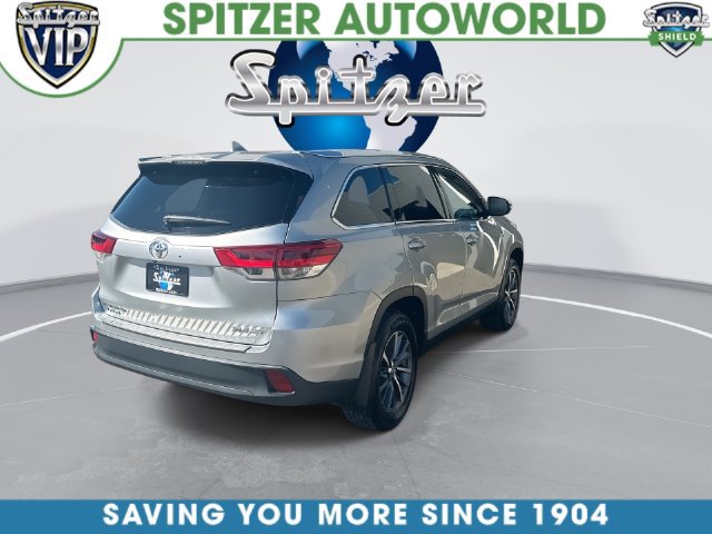 Used 2019 Toyota Highlander XLE AWD/4WD image 10