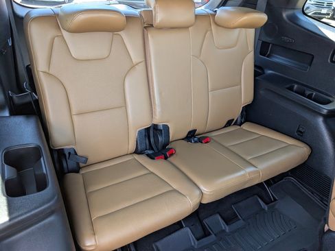 Used 2020 Kia Telluride SX w/ Towing Package AWD/4WD image 6