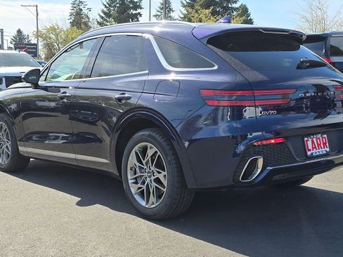Used 2025 Genesis GV70 2.5T AWD/4WD image 5