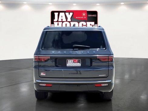 Used 2022 Jeep Wagoneer Series II w/ Premium Group I RWD image 5