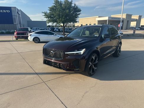 Used 2026 Volvo XC60 B5 Ultra w/ Protection Package Premier AWD/4WD image 2