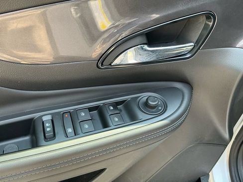 Used 2022 Buick Encore Preferred w/ Safety Package AWD/4WD image 23