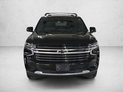 Used 2022 Chevrolet Tahoe LT w/ LT Signature Plus Package image 2