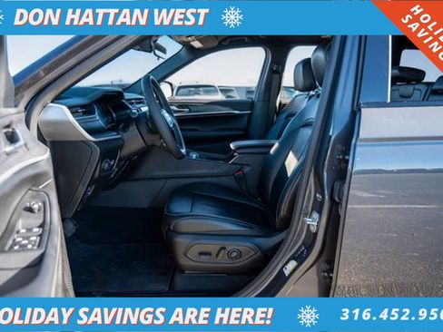 Used 2025 Jeep Grand Cherokee Limited image 5