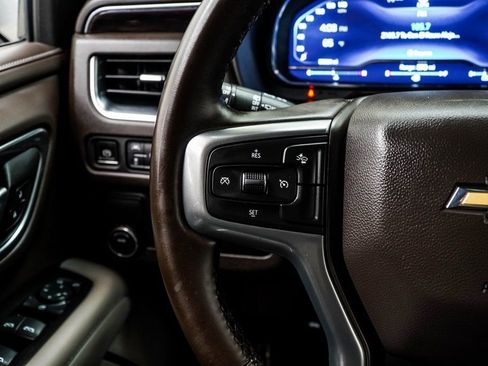 Used 2024 Chevrolet Suburban LT image 33