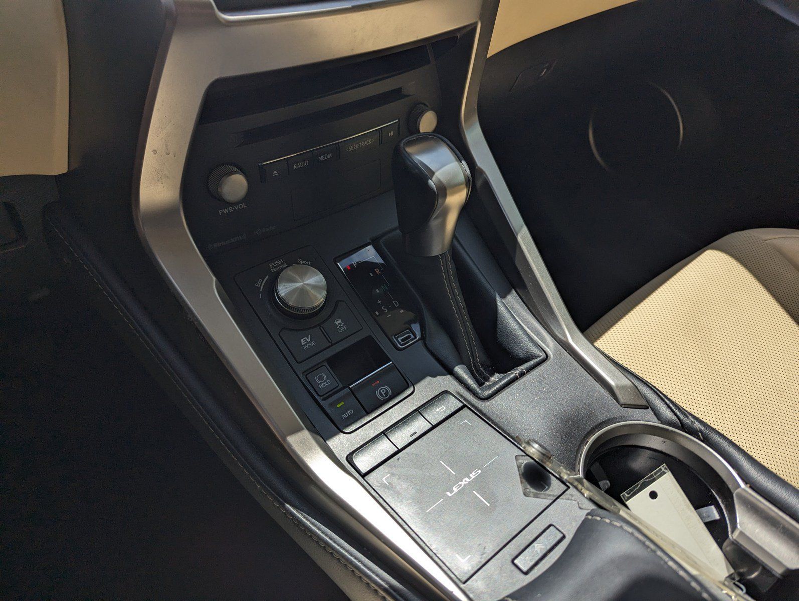 Used 2020 Lexus NX 300h AWD w/ Premium Package image 11