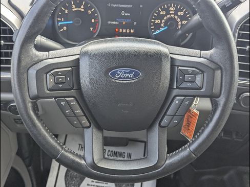 Used 2018 Ford F150 XLT w/ Equipment Group 302A Luxury AWD/4WD image 26