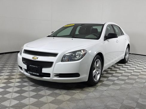 Used 2012 Chevrolet Malibu LS FWD image 9