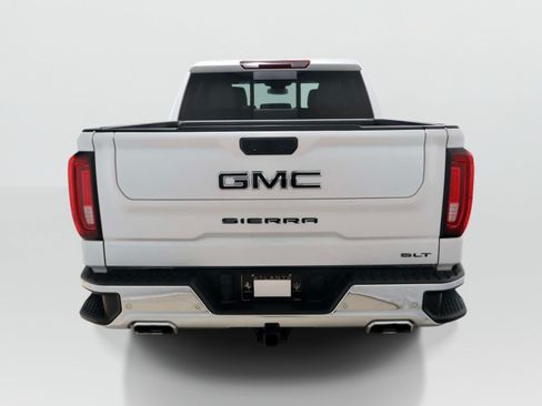 Used 2022 GMC Sierra 1500 SLT w/ SLT Premium Plus Package AWD/4WD image 4