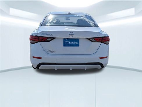 Used 2023 Nissan Sentra SV image 8
