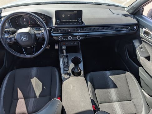Used 2023 Honda Civic Sport image 10