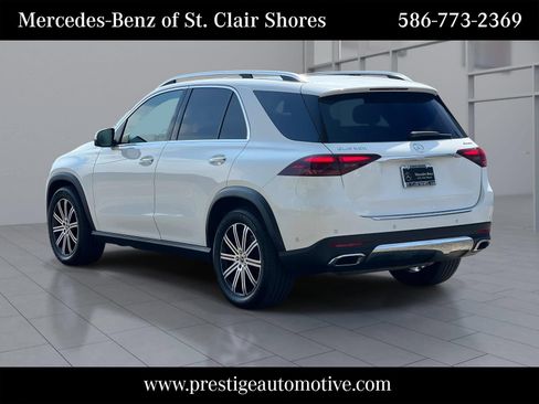 Used 2024 Mercedes-Benz GLE 350 4MATIC image 3