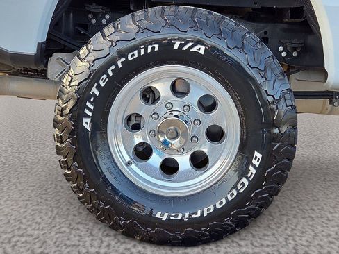 Used 2025 Ford F250 XLT AWD/4WD image 9