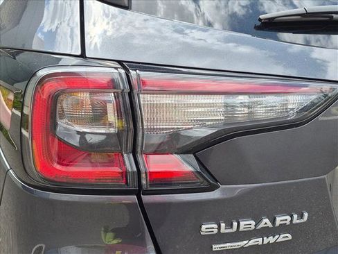 Used 2022 Subaru Outback Limited image 9