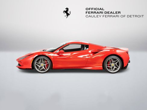 Certified 2022 Ferrari F8 Tributo image 13