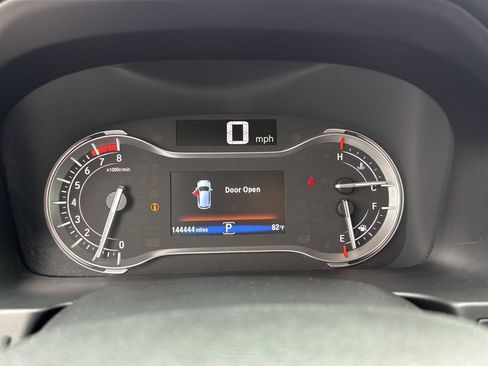 Used 2016 Honda Pilot Touring image 13