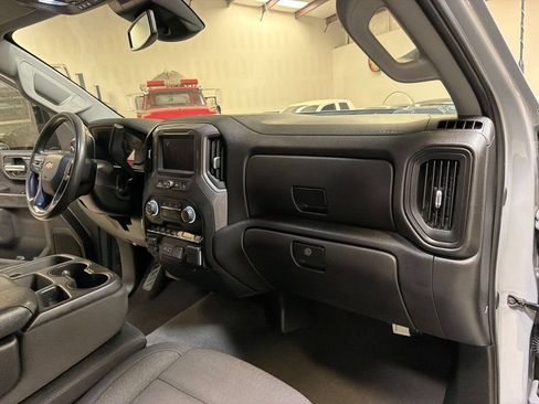Used 2024 Chevrolet Silverado 2500 Custom w/ Custom Value Package AWD/4WD image 38