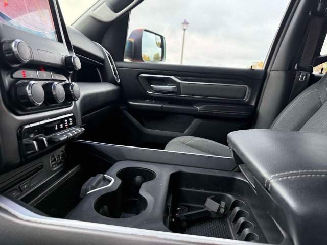 Used 2019 RAM 1500 Big Horn AWD/4WD image 32