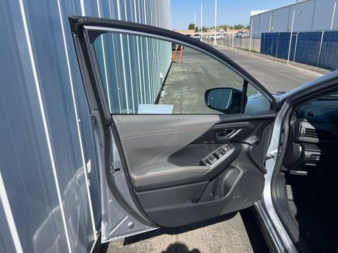 Certified 2025 Subaru Crosstrek 2.5i Limited w/ Crosstrek Mirror Package AWD/4WD image 13
