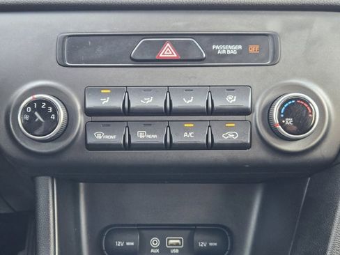 Used 2019 Kia Sportage LX image 18