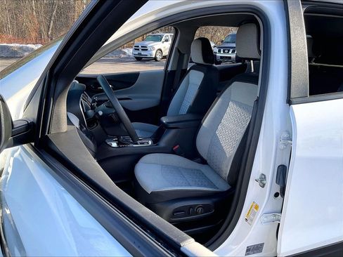 Used 2024 Chevrolet Equinox LS image 10