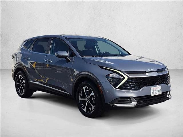 Used 2023 Kia Sportage EX FWD image 3