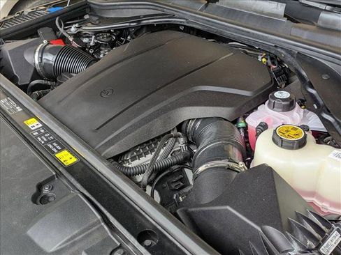 Used 2025 Land Rover Range Rover SV image 24