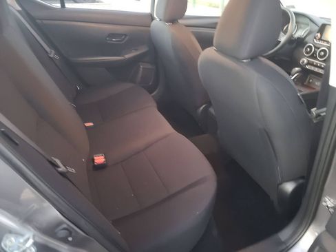 Used 2024 Nissan Sentra S FWD image 27