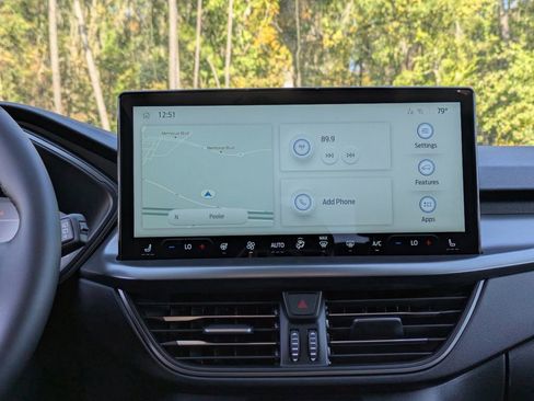 New 2026 Ford Escape SE image 22