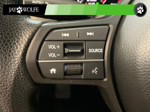 Used 2023 Honda HR-V LX image 12