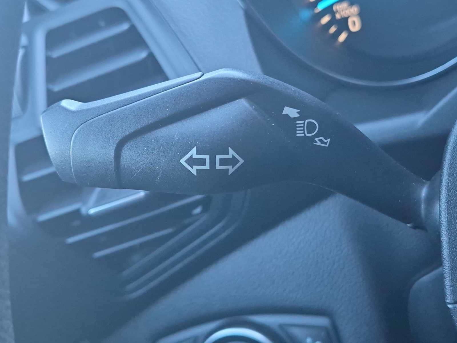 Used 2019 Ford Escape SE FWD image 26