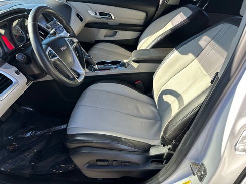 Used 2017 GMC Terrain SLT image 9