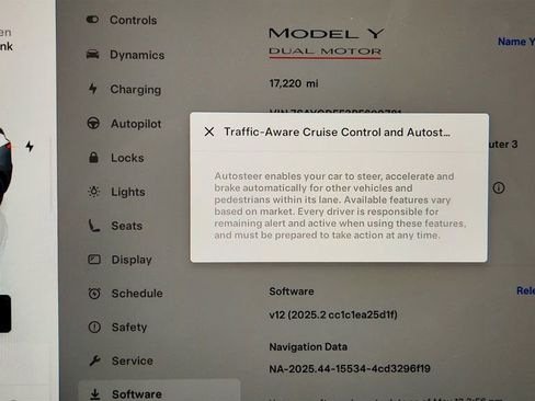 Used 2023 Tesla Model Y Performance AWD/4WD image 17