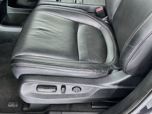 Certified 2023 Honda Odyssey Sport image 18