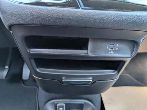 New 2026 Chrysler Pacifica Select w/ S Appearance Package image 27