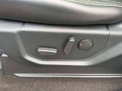 Used 2019 Ford F150 Lariat AWD/4WD image 14