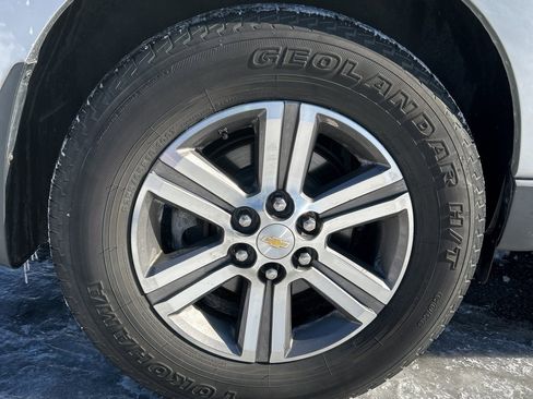 Used 2016 Chevrolet Traverse LT image 11
