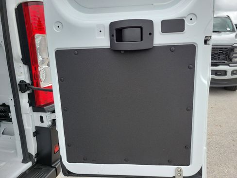 Used 2026 RAM ProMaster 2500 w/ Convenience Group FWD image 15