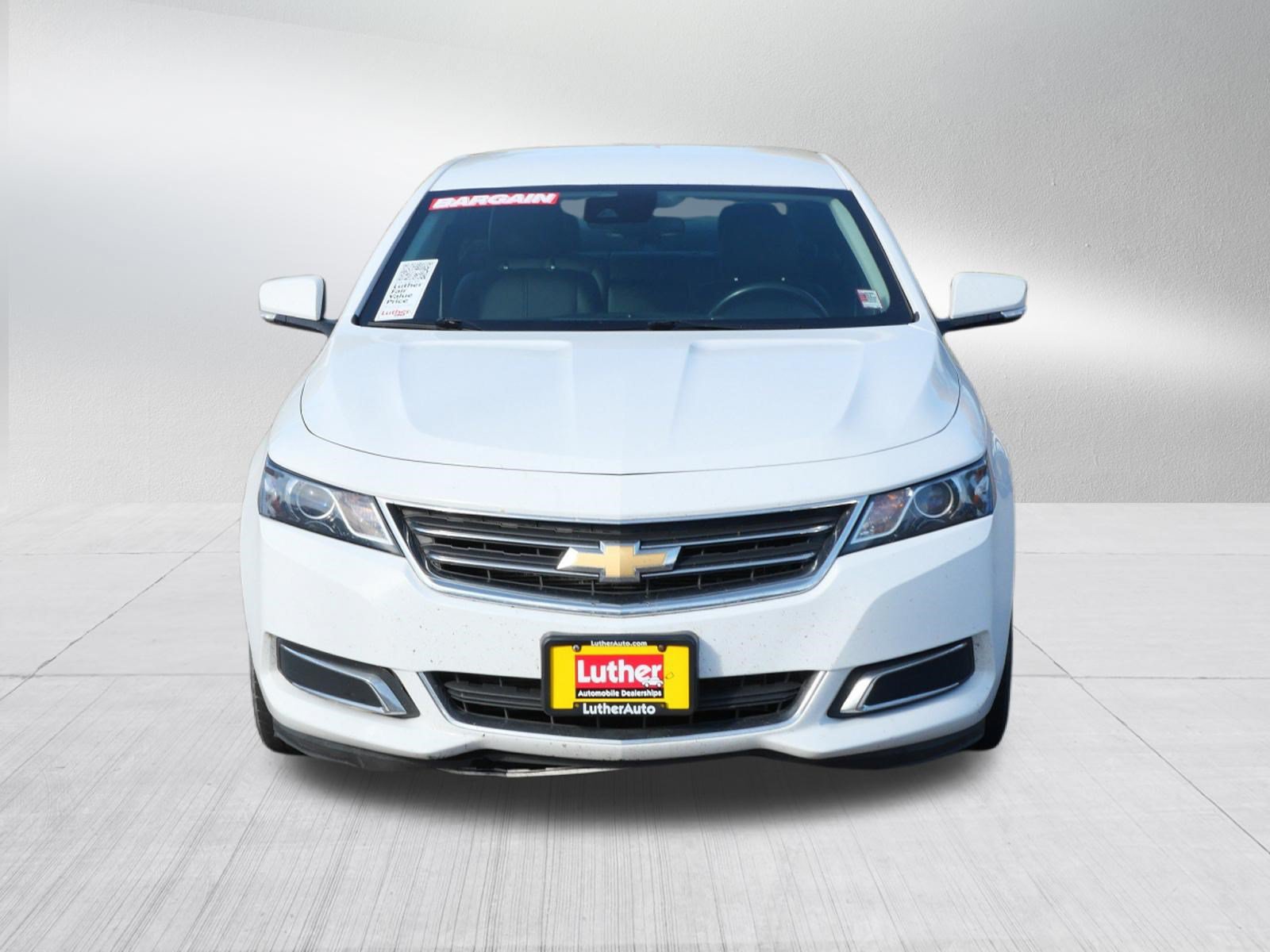 Used 2016 Chevrolet Impala LT w/ Convenience Package FWD image 2