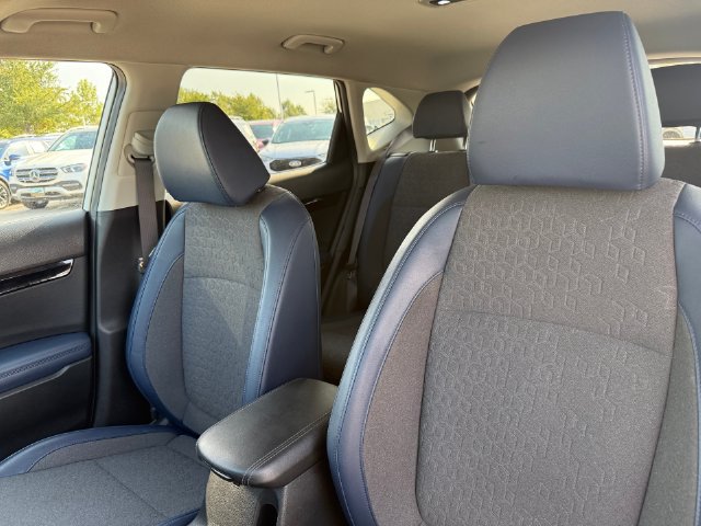 Used 2025 Kia Seltos S FWD image 11