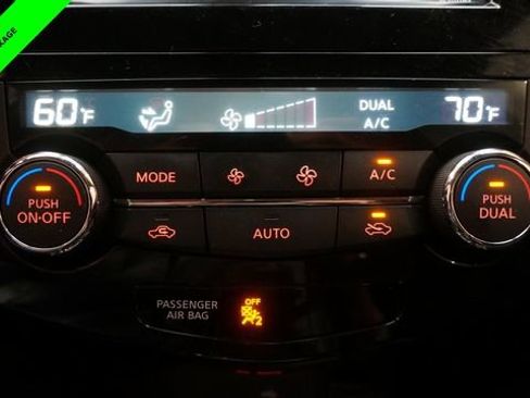 Used 2019 Nissan Rogue SV w/ Sun & Sound Touring Package image 19