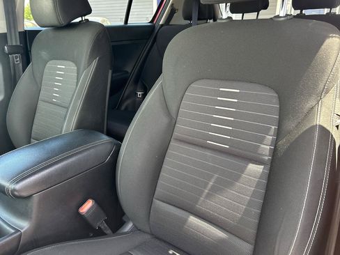 Used 2018 Kia Sportage LX AWD/4WD image 16