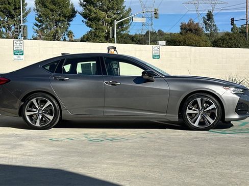 Certified 2025 Acura TLX w/ Technology Package image 6