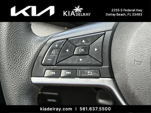 Used 2021 Nissan Kicks SR FWD image 25