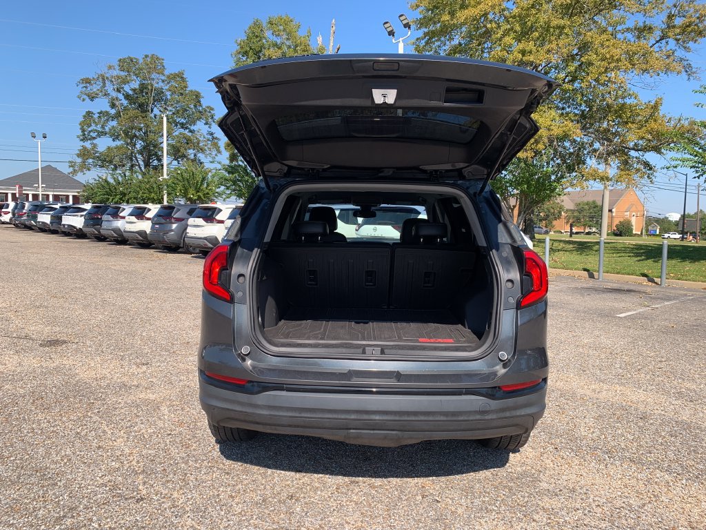 Used 2020 GMC Terrain SLT w/ Elevation Edition FWD image 7